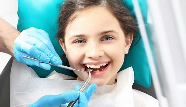 Điều trị răng miệng cho trẻ em